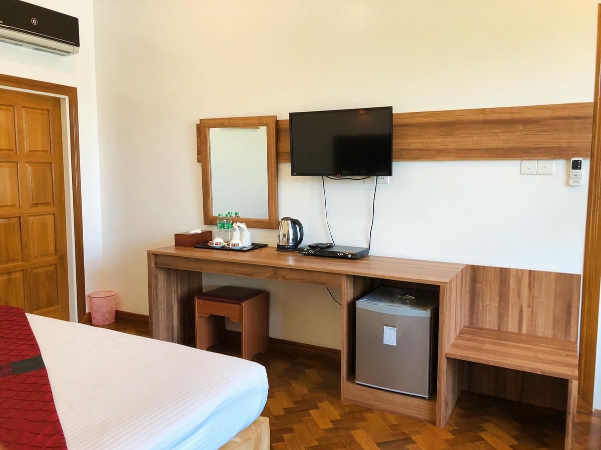 Kanbawza Hinthar Hotel Pegu Zewnętrze zdjęcie